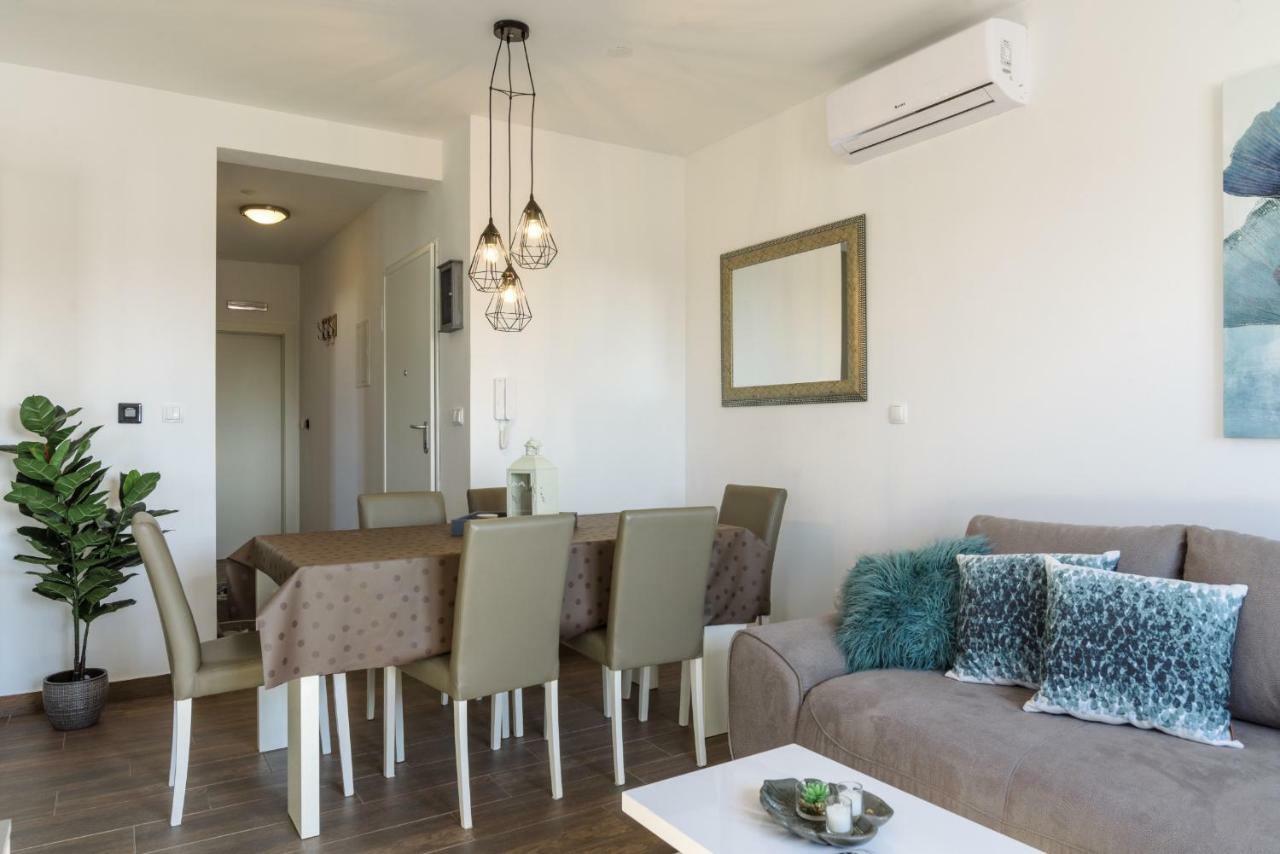 Luxury Apartman Ivana Trogir Buitenkant foto