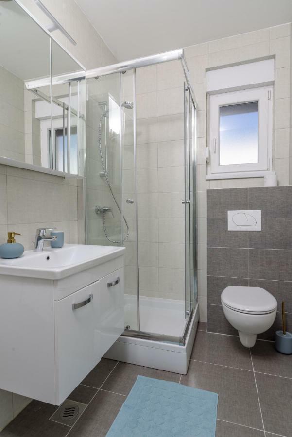 Luxury Apartman Ivana Trogir Buitenkant foto